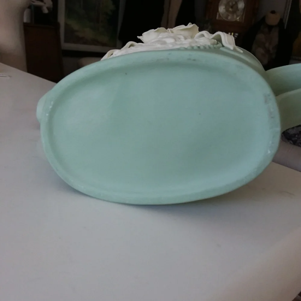 Stunning Porcelain Fully Functional Flower Watering Pot! - Picture 10 of 11